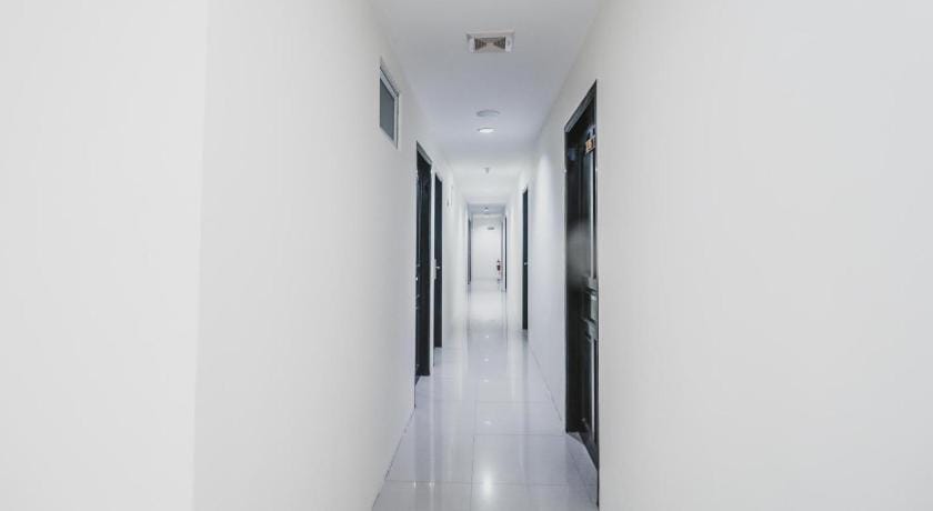 RedDoorz @ Baloi Batam Bed and Breakfast in Riau Islands, Indonesia