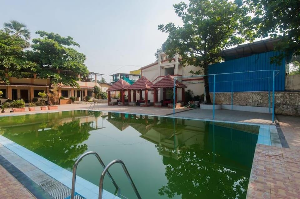 Hotel O Manori Resort Hotel in Mumbai
