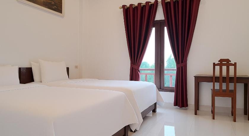 Sipanya Guesthouse Bed and Breakfast in Laos