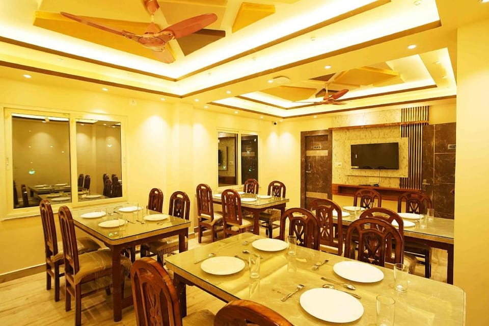 Prapti resort Hotel in West Bengal