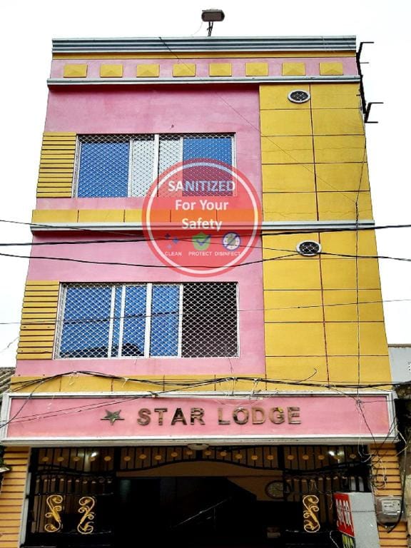 Goroomgo Star Lodge Near Shree Jagannath Temple Puri Hotel in Puri