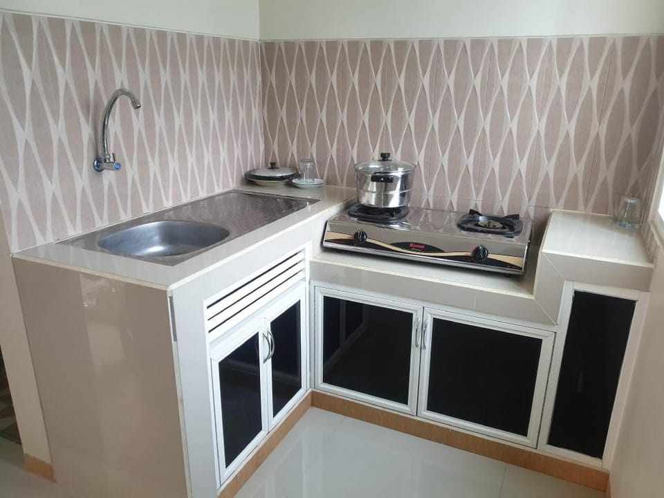 Green Homestay Hotel in Batu