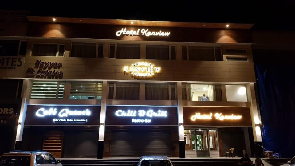 Hotel Kenview Hotel in Punjab, India
