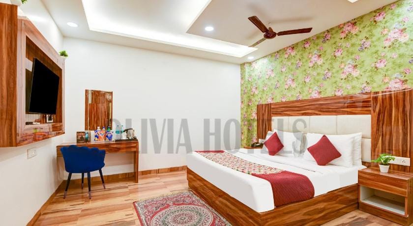 Hotel Olivia Inn at Delhi Airport Hotel in New Delhi