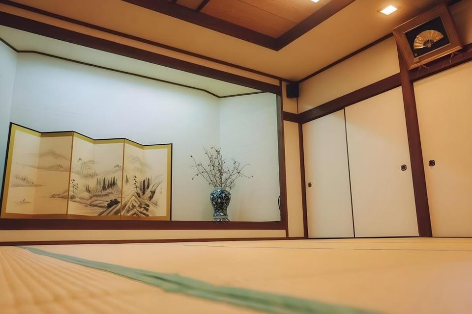 Ryokan Hikarinoie Hotel in Japan