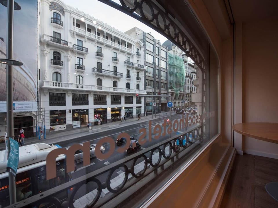 room00 Gran Vía Hostel Hostel in Centro