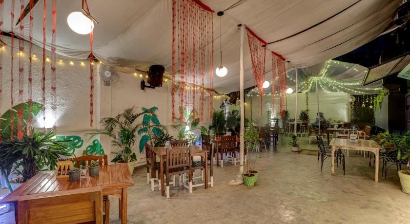 Treebo Ranjeet Shivaji Nagar Hotel in Pune