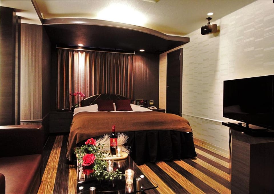 HOTEL O2 -全室人工ラドン温泉-Adult only Hotel in Nagoya