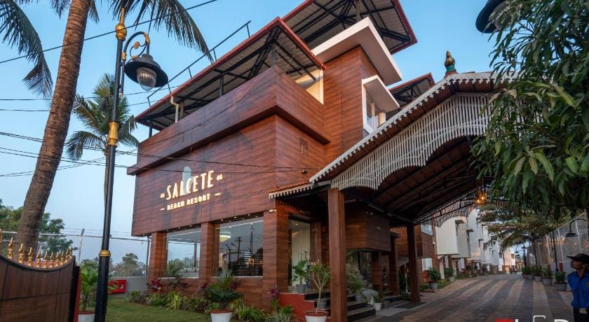 Salcete Beach Resort Hotel in Goa, India