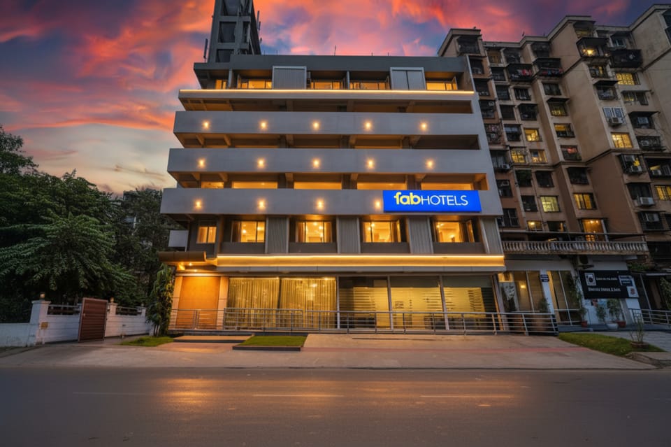 FabHotel Liwa International - Nr. Mumbai International Airport Hotel in Mumbai