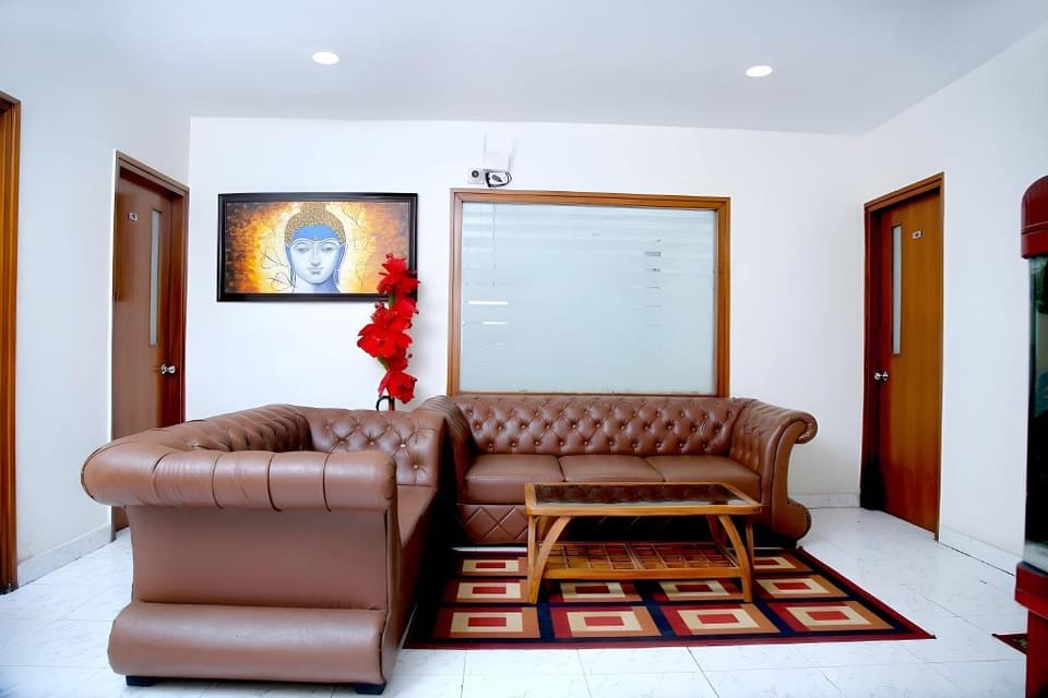Maplewood Stay Hotel in New Delhi