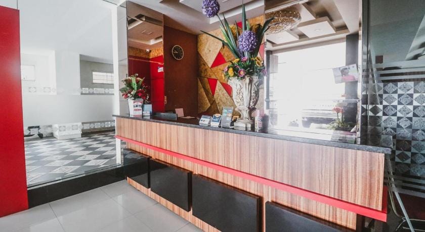 RedDoorz Plus near Universitas Negeri Makassar Hotel in Indonesia