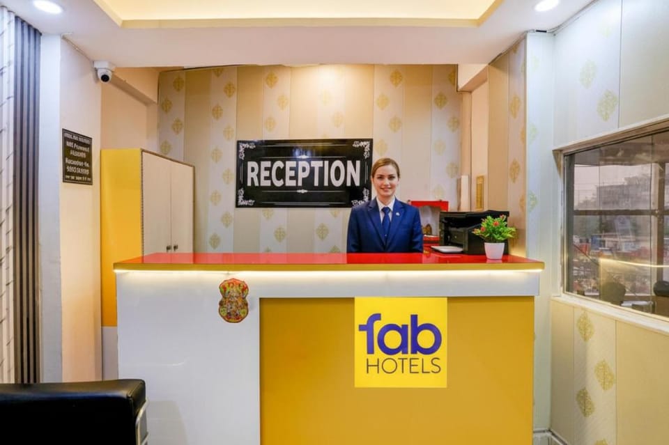 FabHotel Akki Residency Hotel in Noida