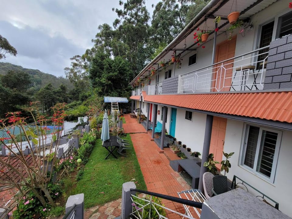 Reflections Guest House Bed and Breakfast in Ooty