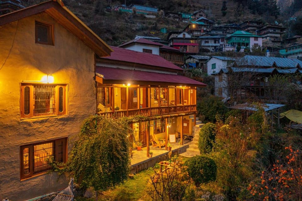 Zostel Homes Laida, Jibhi Vacation rental in Himachal Pradesh