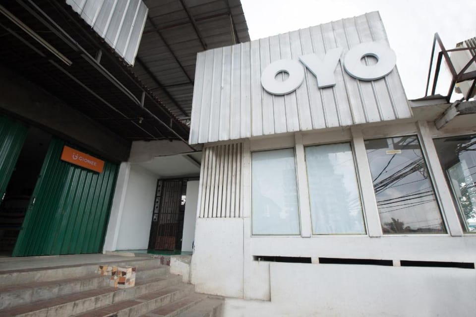 OYO 298 Gemilang Guesthouse Hotel in West Java