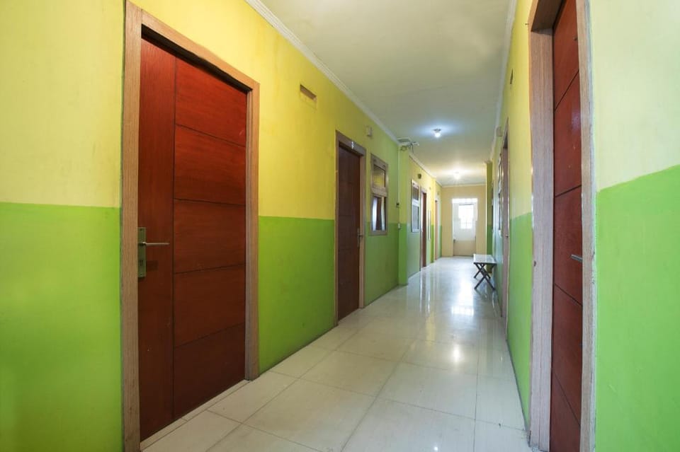OYO 298 Gemilang Guesthouse Hotel in West Java