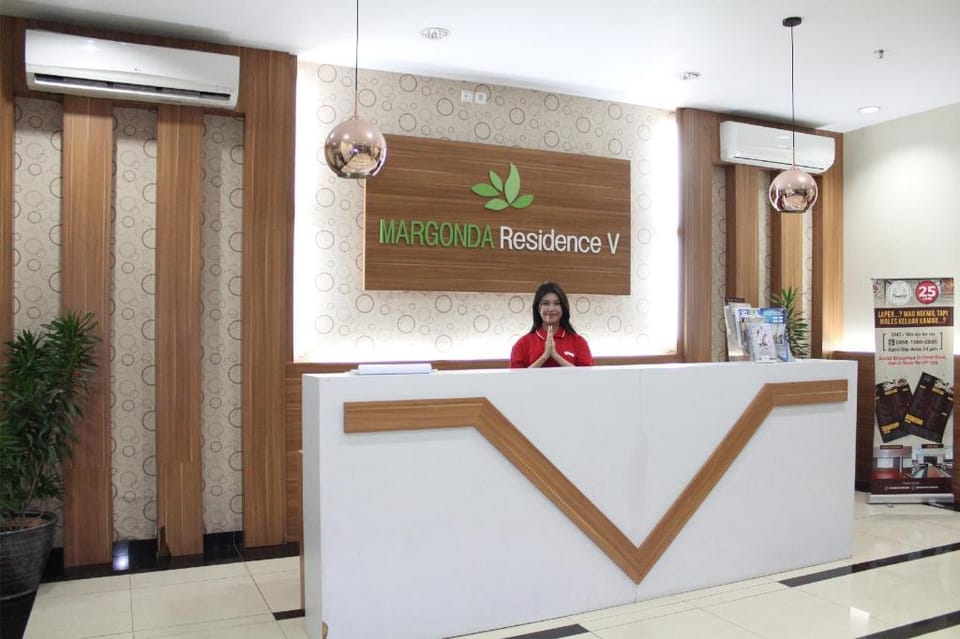 OYO 266 Margonda Residence 5 Hotel in West Java