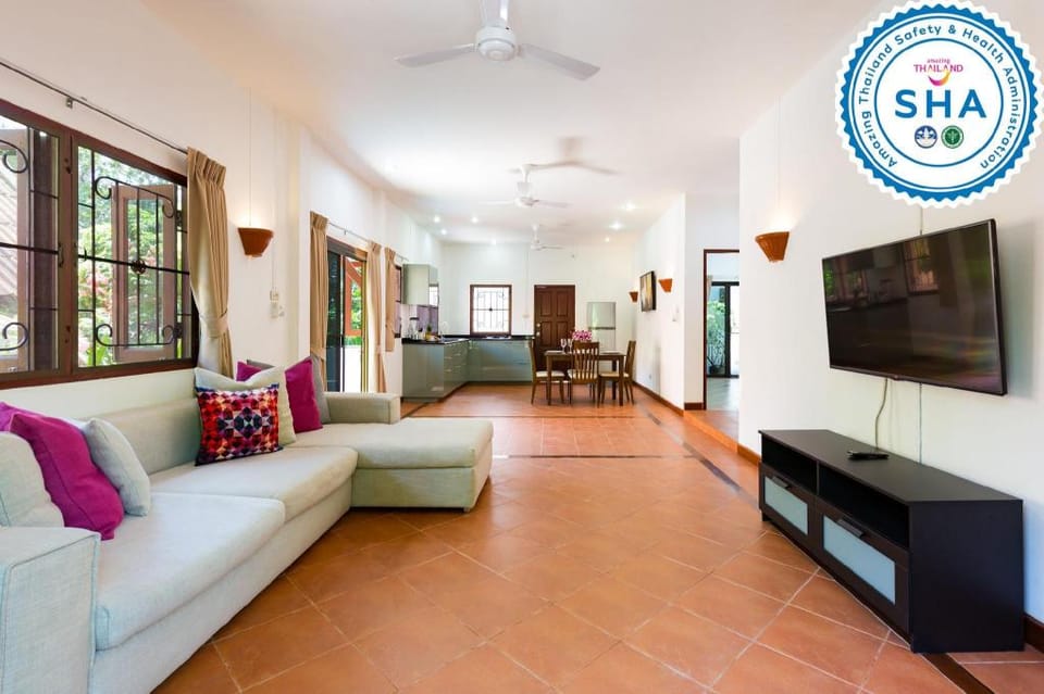 Thai Jacuzzi 2BR Villa Nikkie 2 in Tropical Nature Villa in Rawai