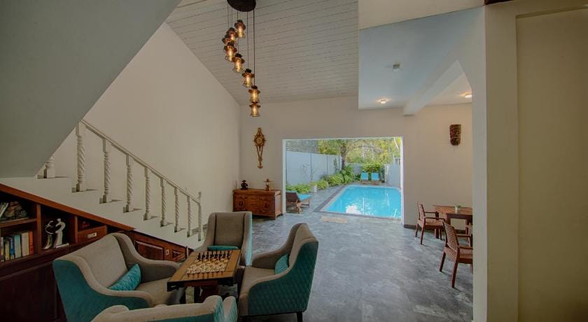 Deltora Villa - free drop off to Galle Fort by TukTuk Bed and Breakfast in Galle