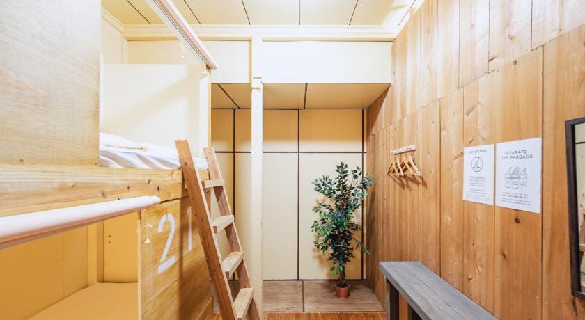 Guesthouse Opuntia Bed and Breakfast in Okinawa Prefecture