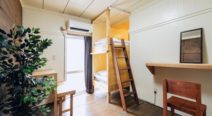 Guesthouse Opuntia Bed and Breakfast in Okinawa Prefecture