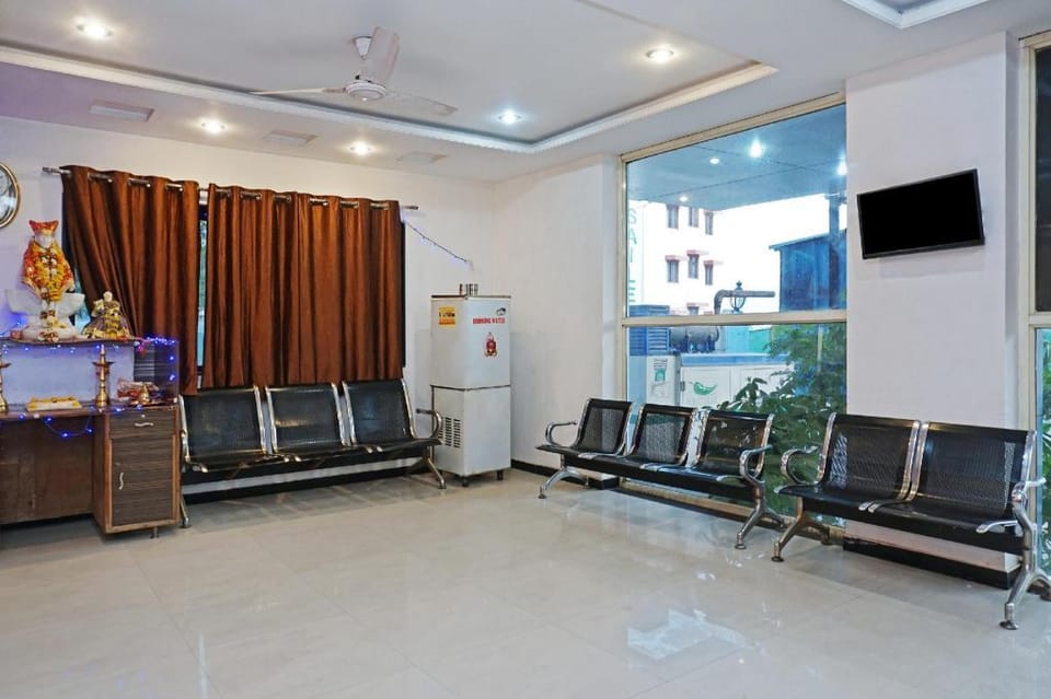 Hotel O Shirdi Sai Inn Hotel in Maharashtra