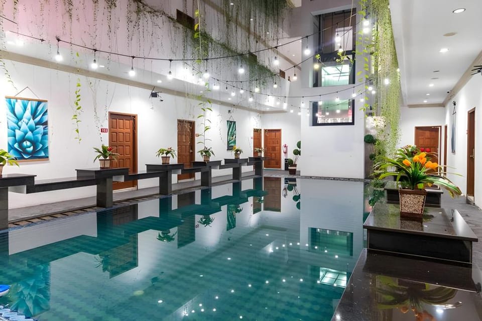 Super OYO Capital O 293 Mutiara Hijau Suites Syariah Hotel in Indonesia