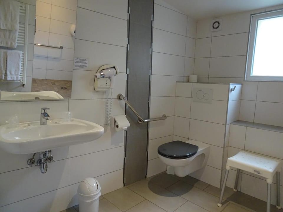 HOTEL LA GUIMBARDE Hotel in Morteau