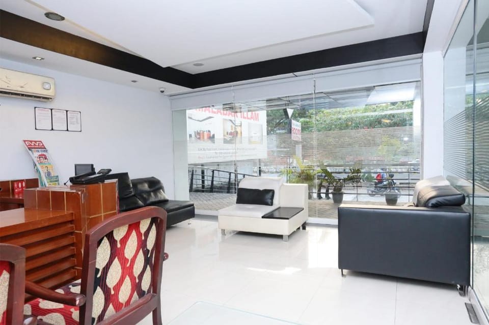 Super Townhouse Malabar Illam Kochi Hotel in Kochi