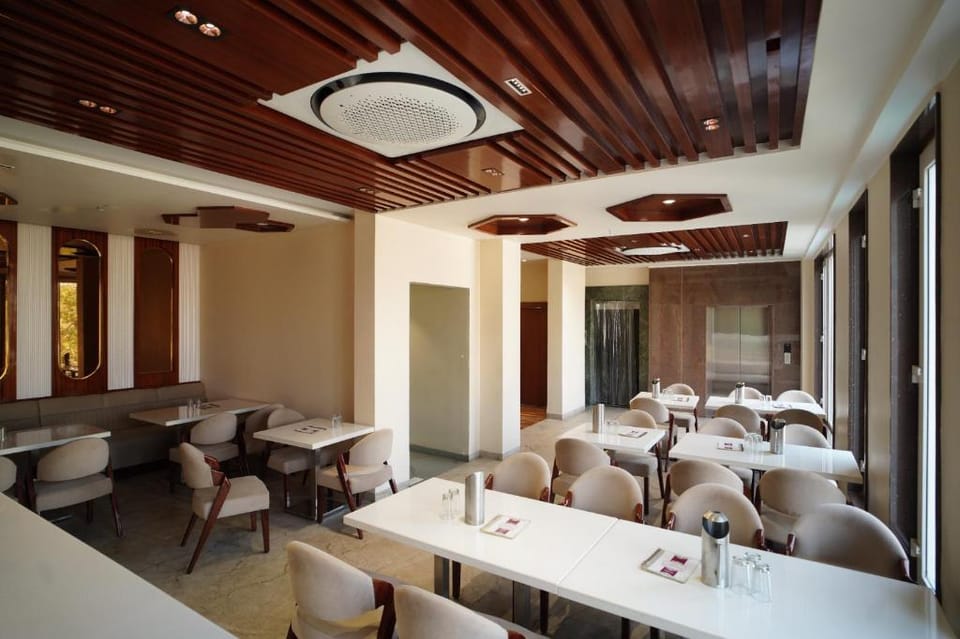 Hotel City Grand Hotel in Varanasi