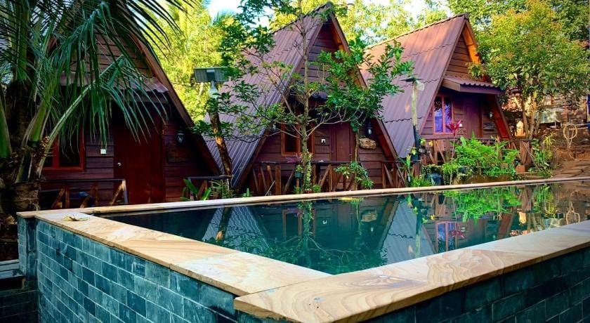 Mondulkiri Pizza Bungalows Bed and Breakfast in Cambodia