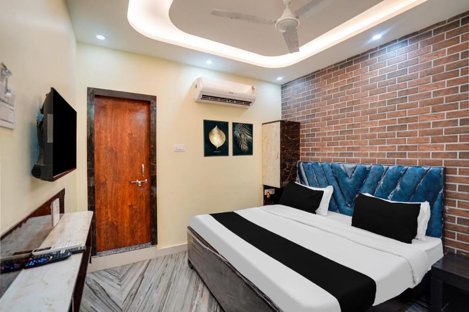 Super Collection O Rajapur Circuit House Hotel in Uttar Pradesh