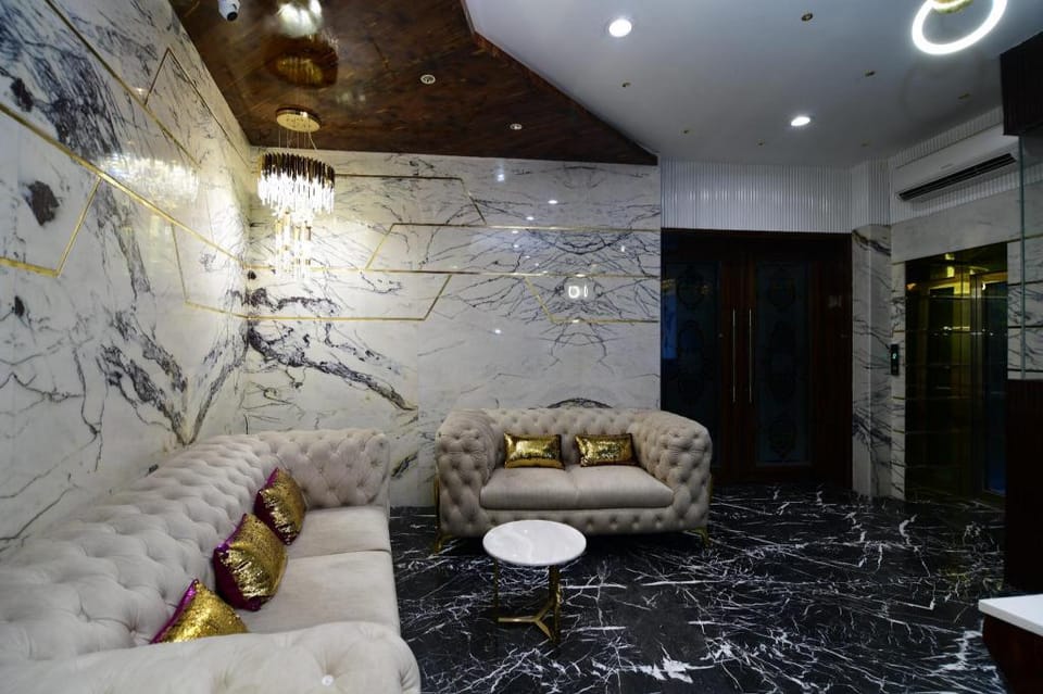HOTEL OM STAY WELL Hotel in India