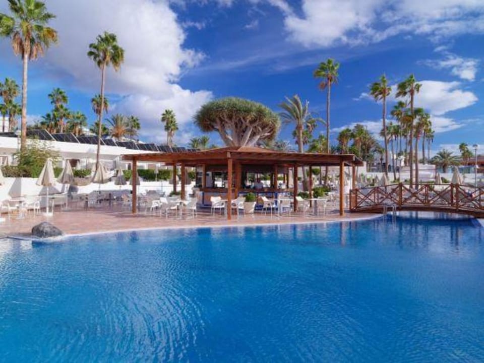 H10 Gran Tinerfe Adults Only Hotel in Costa Adeje