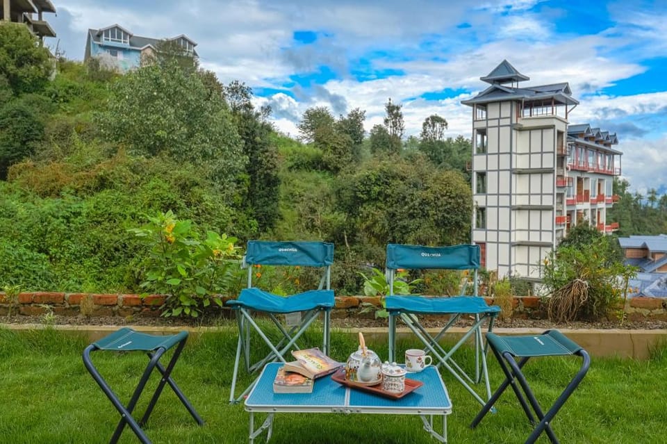 Hotel Himalayan Escape Hotel in Himachal Pradesh