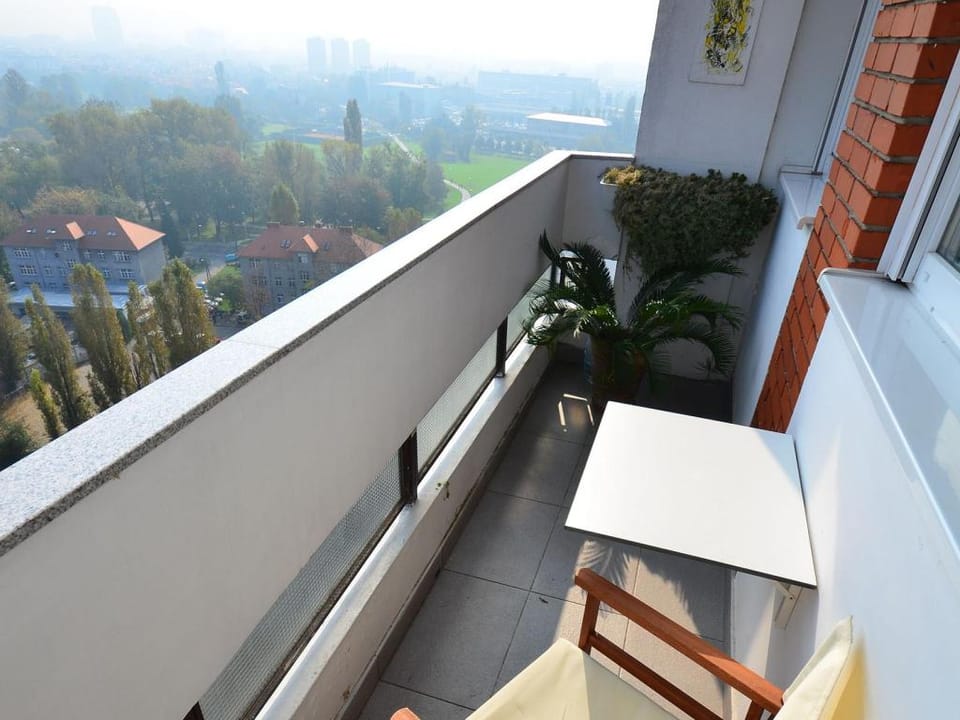 Rupa pod oblacima Apartment in City of Zagreb