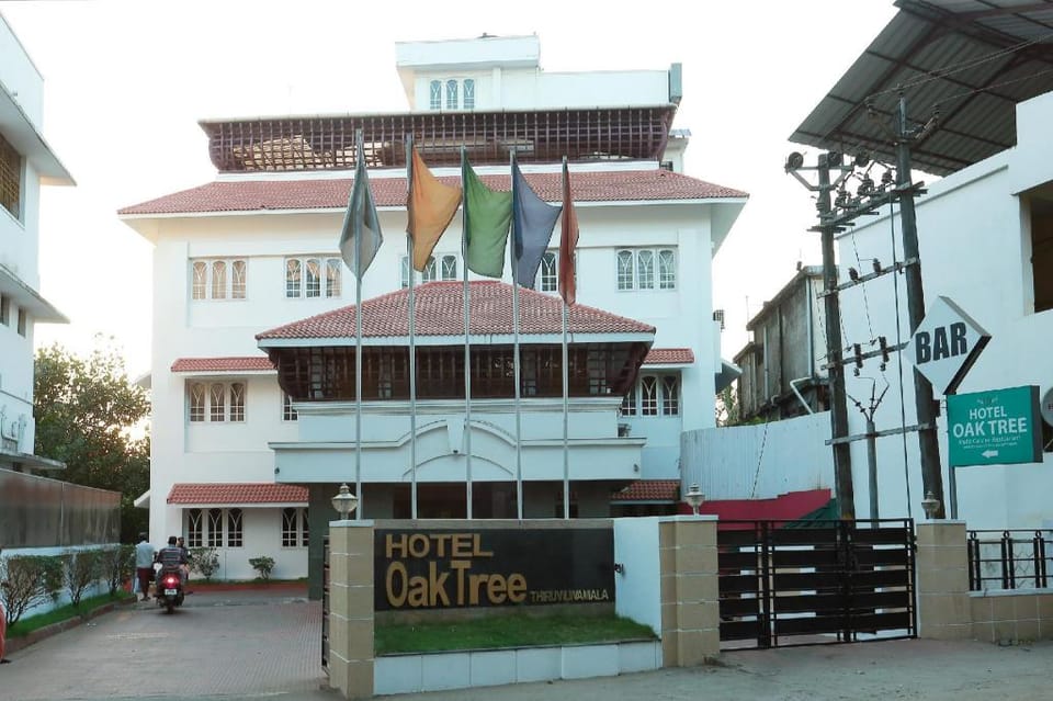 OYO 30173 Hotel Oak Tree Hotel in Kerala