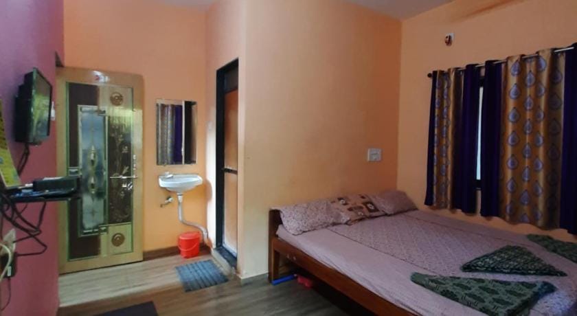 Kshanbhar Vishranti Home Stay Bed and Breakfast in Maharashtra