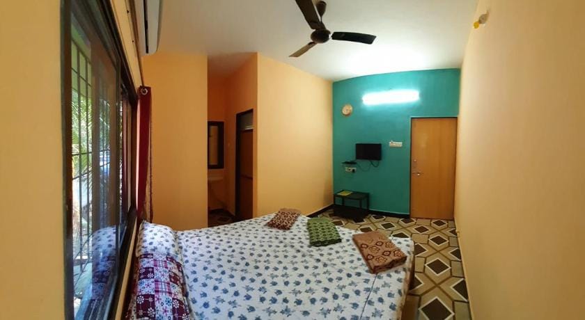 Kshanbhar Vishranti Home Stay Bed and Breakfast in Maharashtra