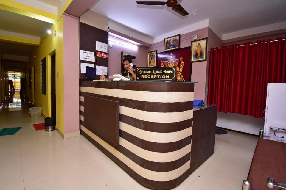 OYO Trinayani Guest House Hotel in West Bengal