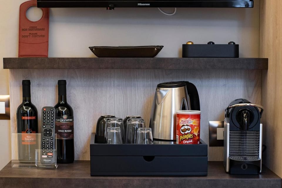 Artemide Guest House Bed and Breakfast in Florence
