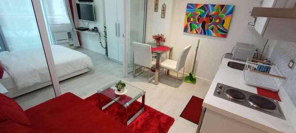 Beach inspired space in Metro Apartment in Paranaque