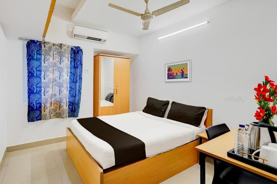 Super Hotel O Valasaravakkam Near Chandra Metro Mall Hotel in Chennai