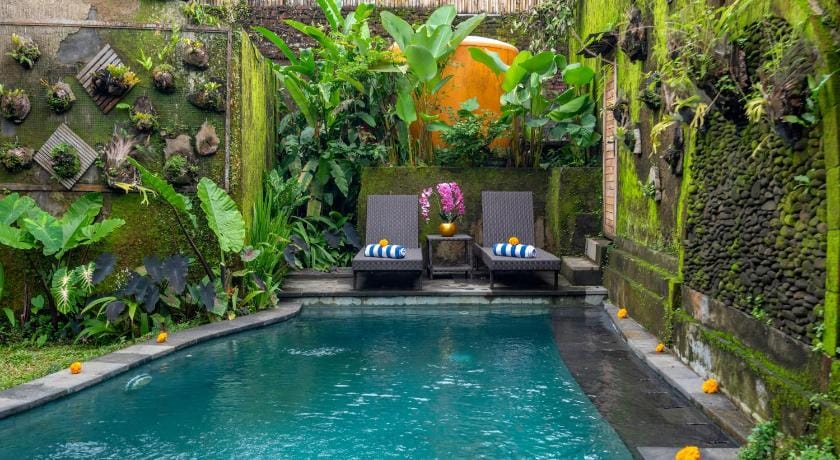 The Alus Cottage and Villa Campground/ 
RV Resort in Ubud