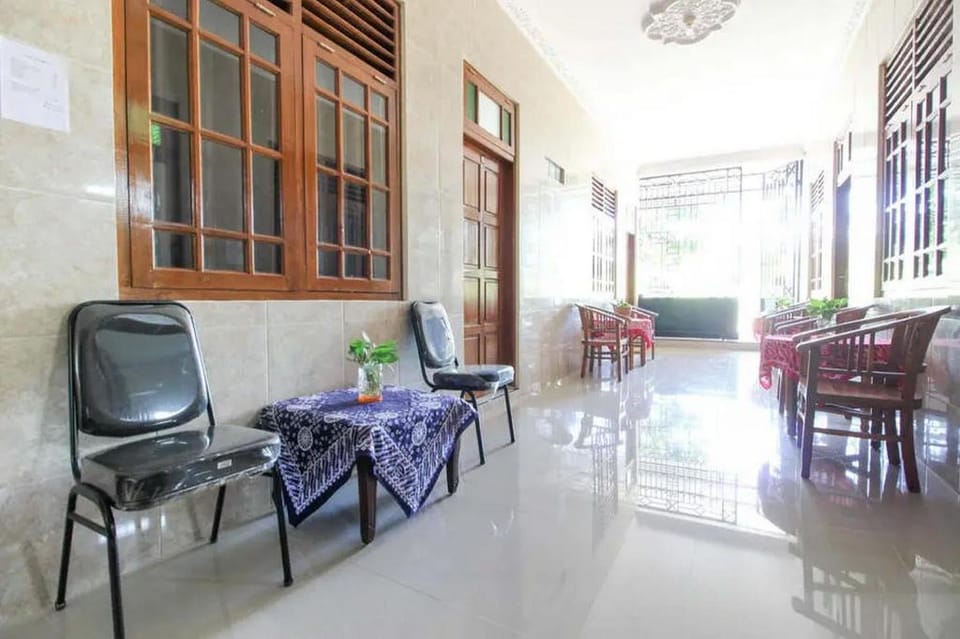 RedDoorz near Candi Ratu Boko Bed and Breakfast in Special Region of Yogyakarta