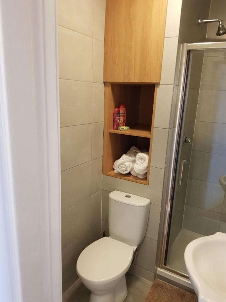 KGT House Bed and Breakfast in Dublin