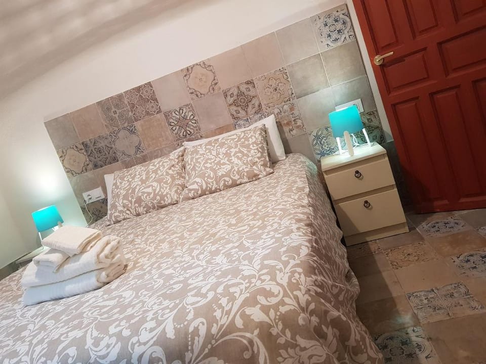 Busto Reform Apartment in Seville