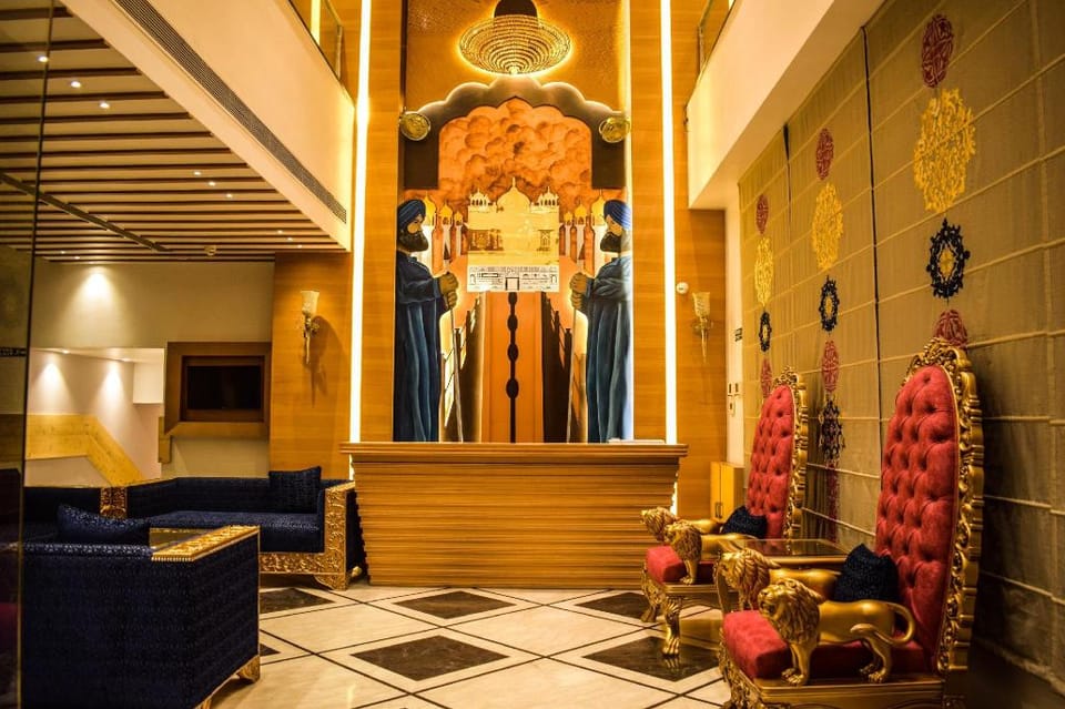 One Earth GG Regency (80 Steps to Golden Temple) Hotel in Punjab, India