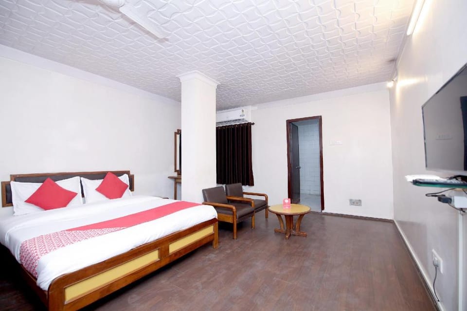 Capital O Kartik Hotel in India